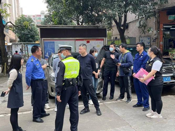 澳门王中王心水王中王和违停车堵消防车被掀与堵住消防车的违停车辆如何处理